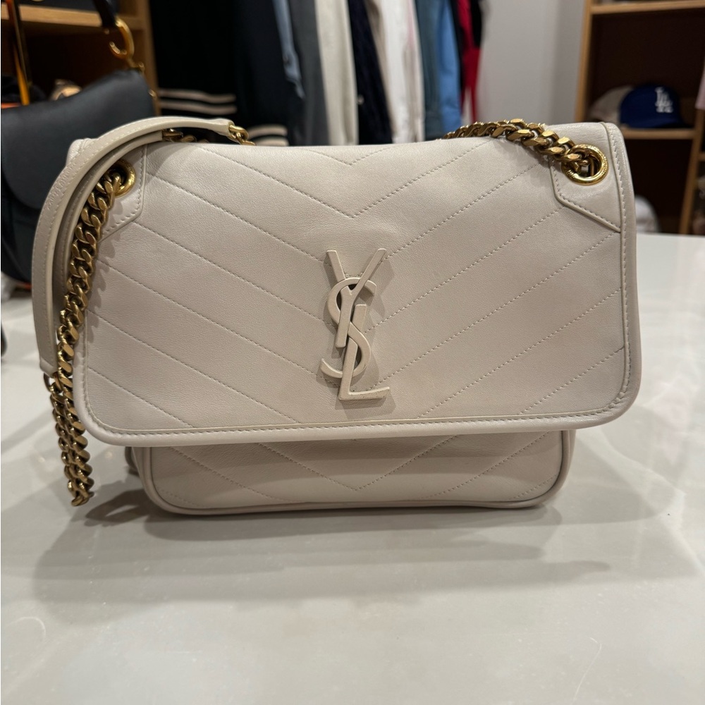 Yves Saint Laurent Niki Medium Shoulder Bag